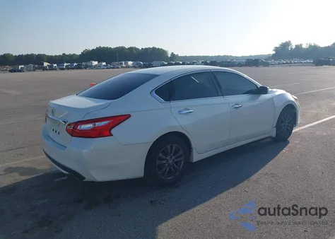 2016 Nissan Altima 2.5 S z USA, uszkodzony, nr VIN 1N4AL3AP7GC202440